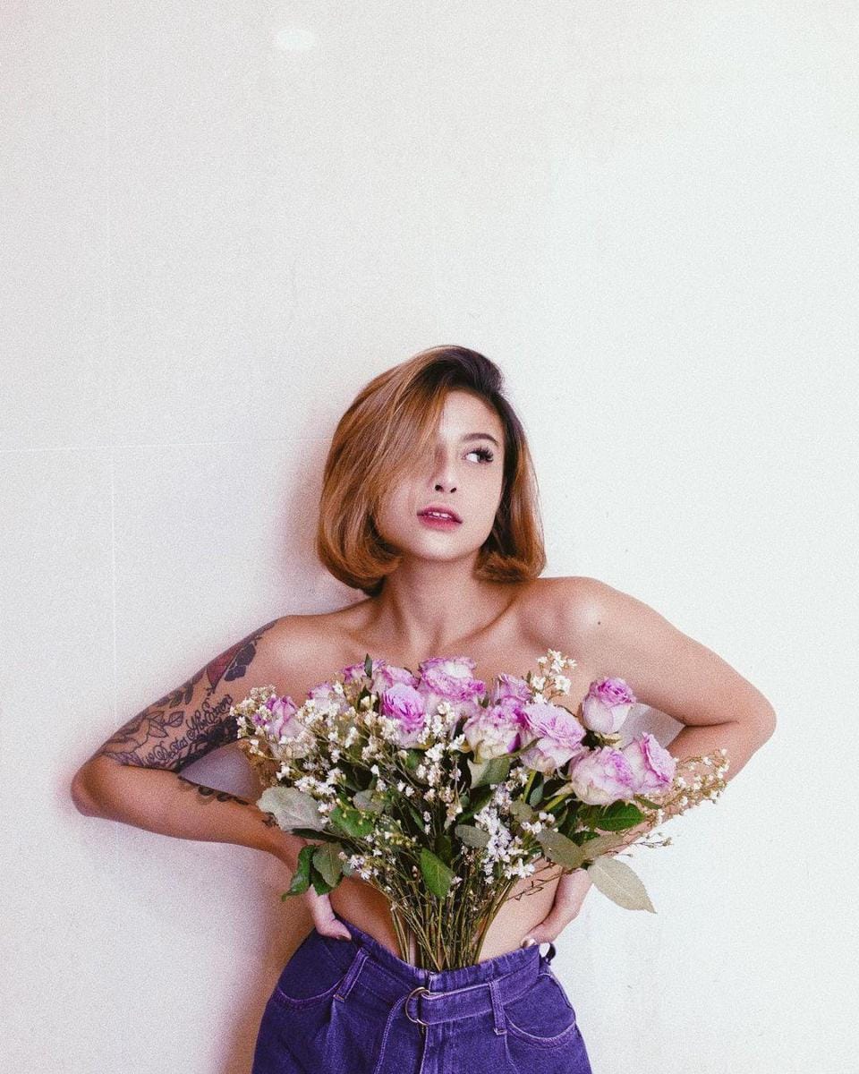 instagram.com/awkarin