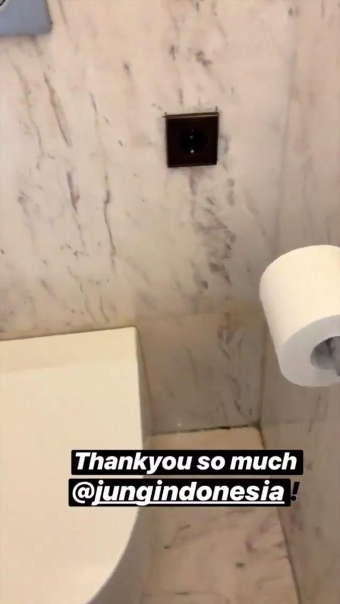 instagram.com/rachelvennya