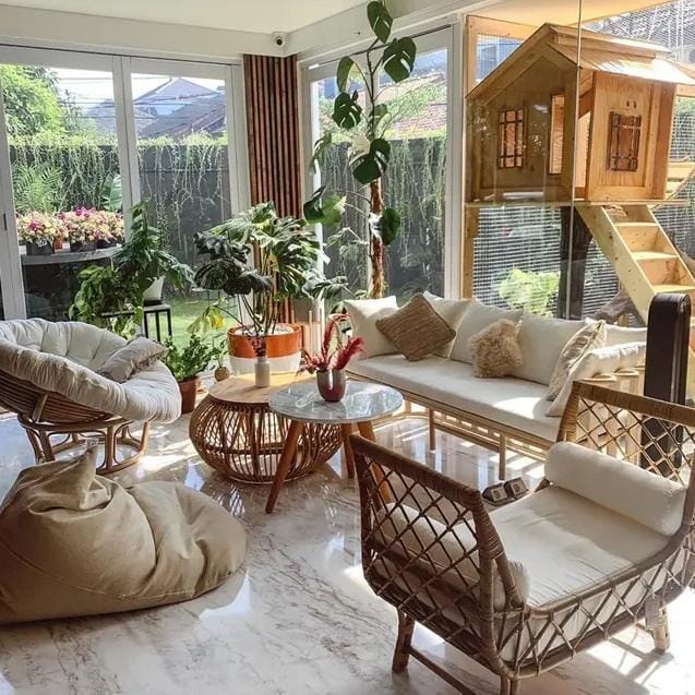 instagram.com/rachelvennya