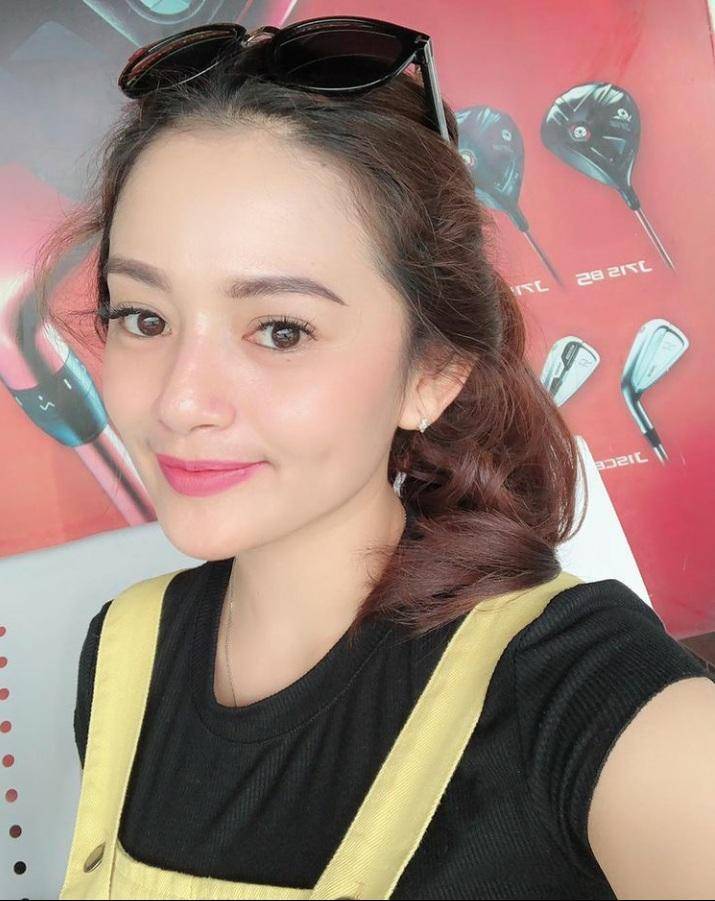 instagram.con/citra_monica
