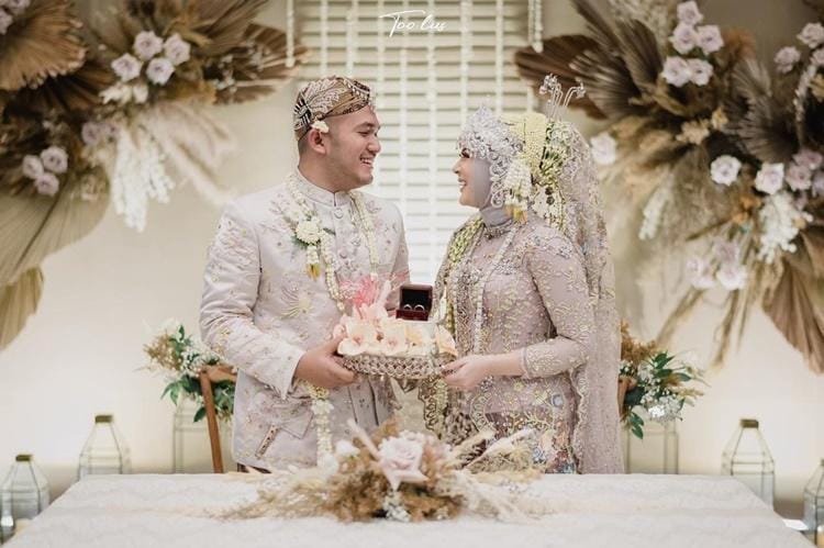 Instagram.com/kesharatuliu05, toolusphotography