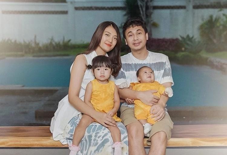 Instagram.com/anissaaziza