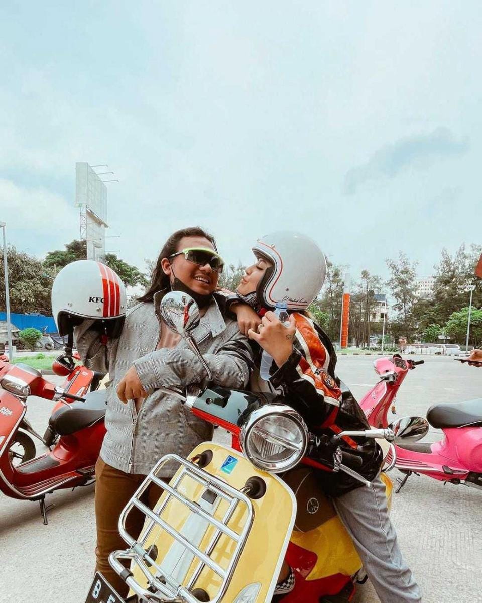 Instagram.com/awkarin