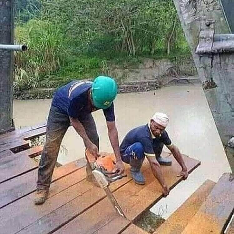 twitter.com/alifmalif