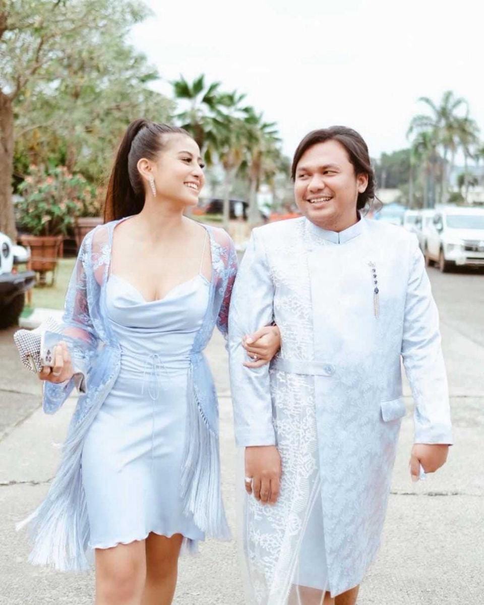 Instagram.com/awkarin