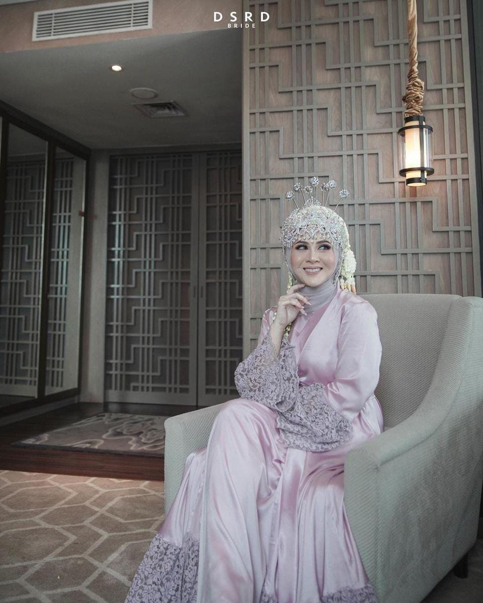 instagram.com/dsrdbride