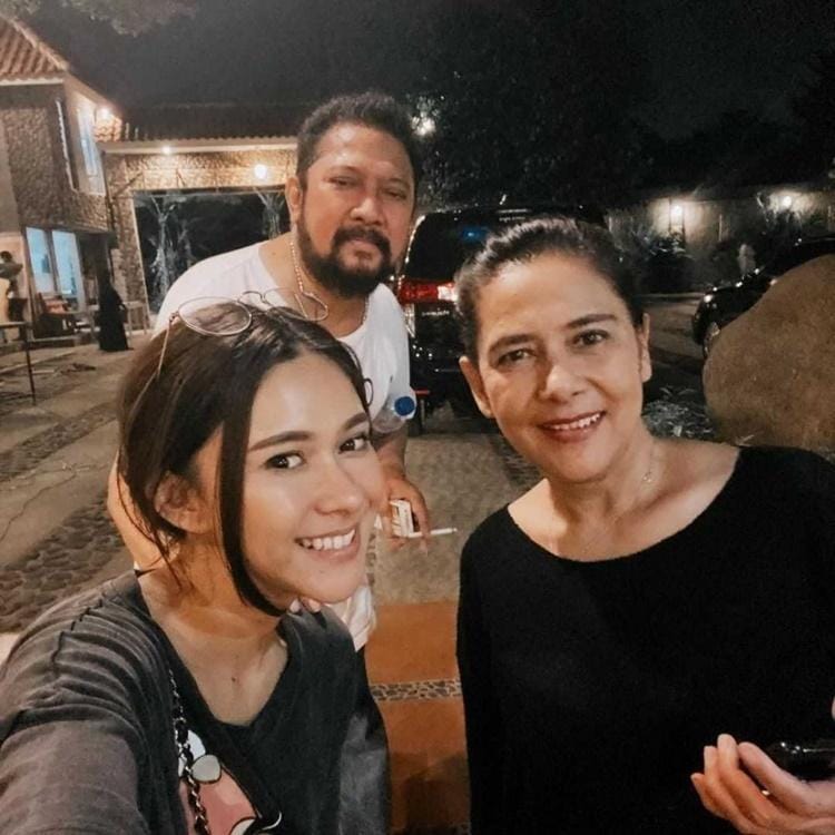 Instagram.com/nanamirdad_