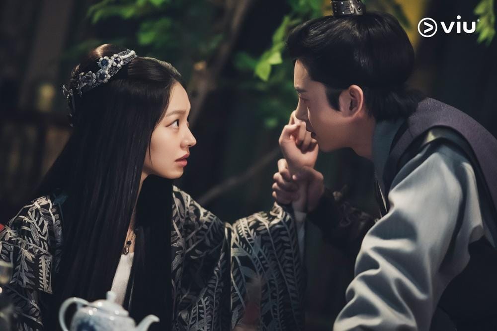 7 Fakta yang Bikin Kamu Betah Nonton 'River Where The Moon Rises'