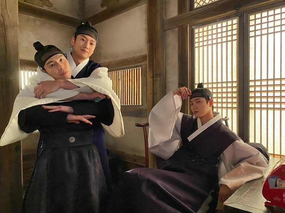 instagram.com/zzang_cowdragon