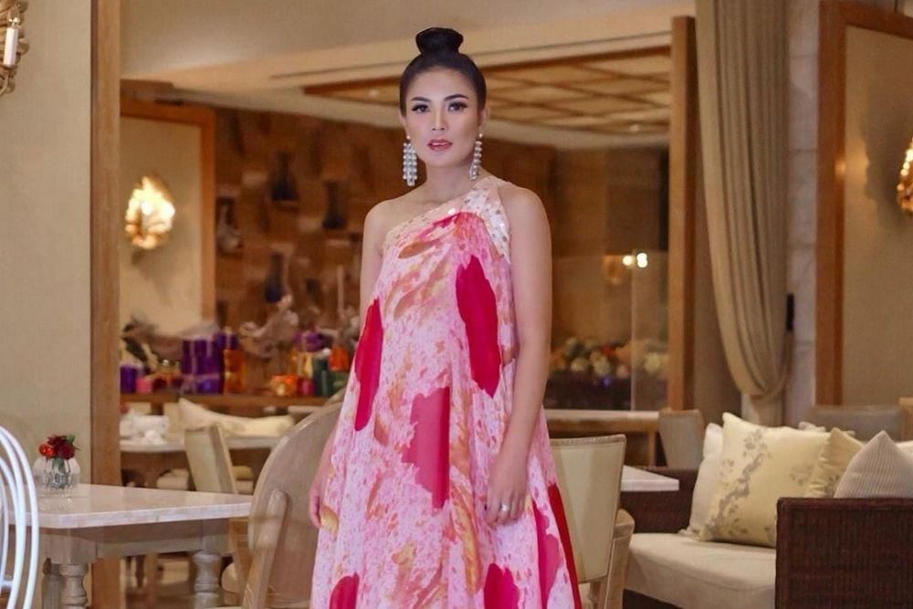 instagram.com/nindyparasadyharsono