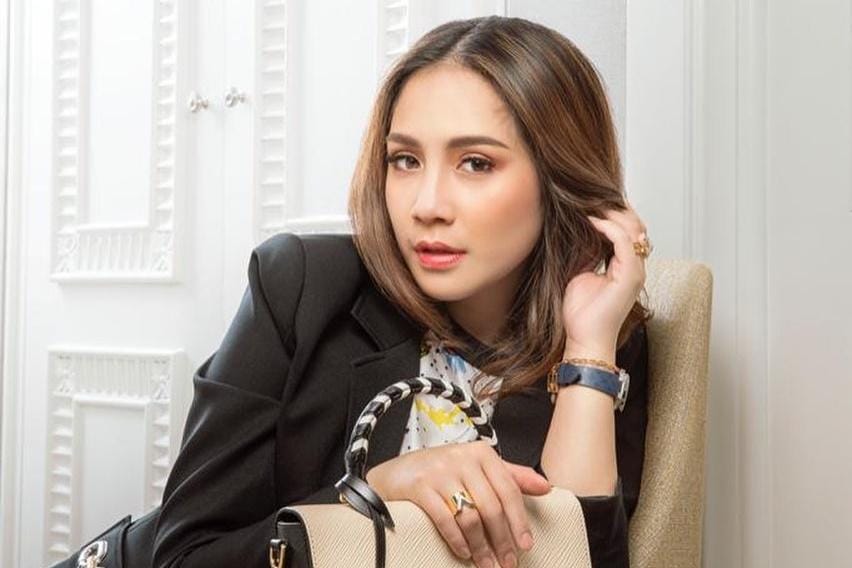 Terpesona! Ini 12 Foto Transformasi Nagita Slavina yang Bikin Pangling