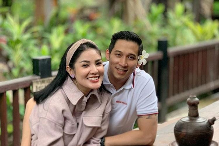 Instagram.com/nindyparasadyharsono