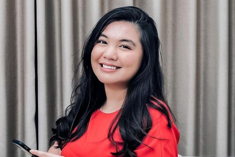 instagram.com/tiarapangestika