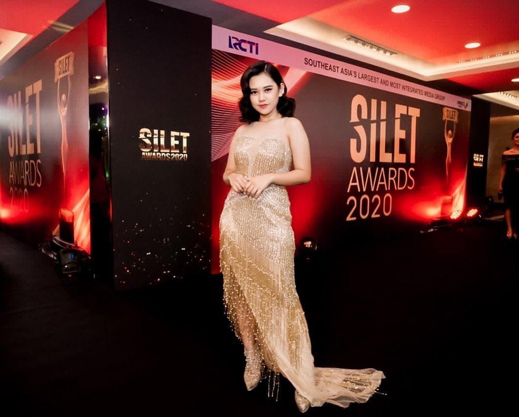 instagram.com/zivamagnolya