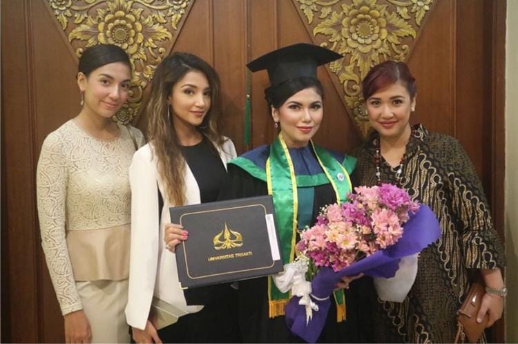 Instagram.com/shabrinatadj