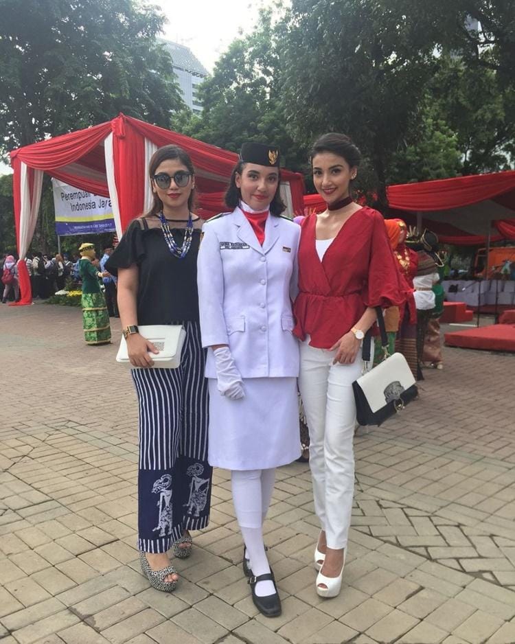 Instagram.com/shabrinatadj