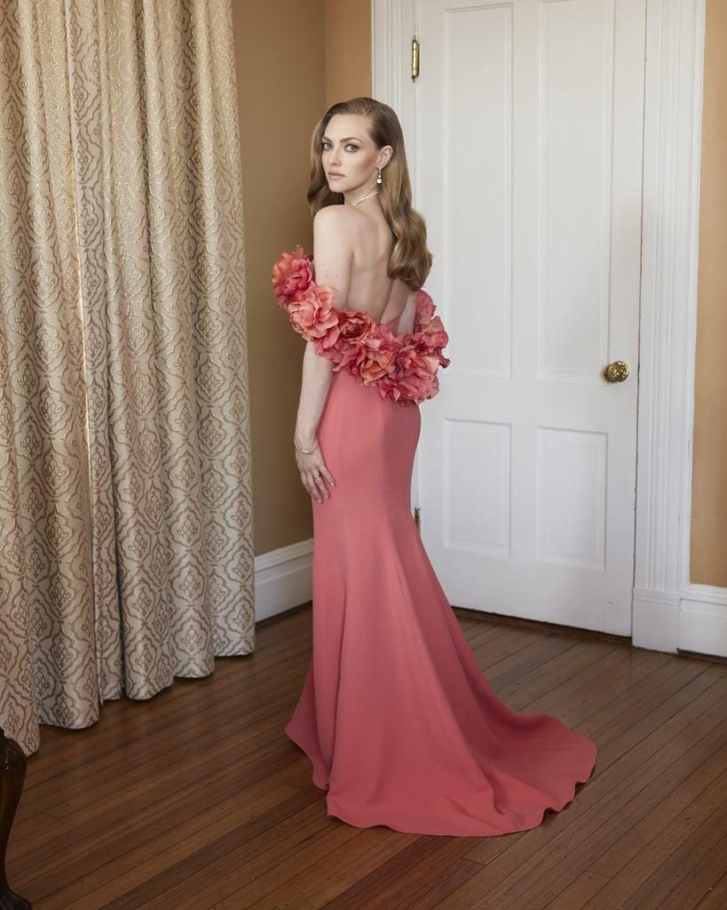 harpersbazaar.com