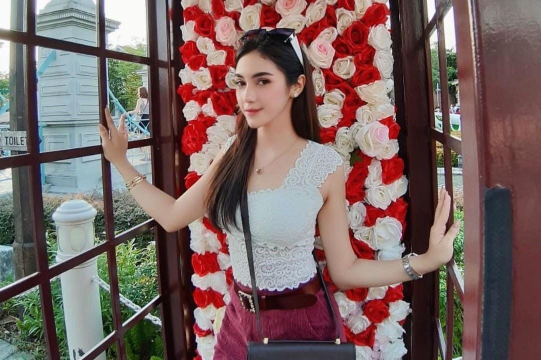 Potret Gaya Syahra Larez, Mantan Rizky Billar yang Segera Menikah
