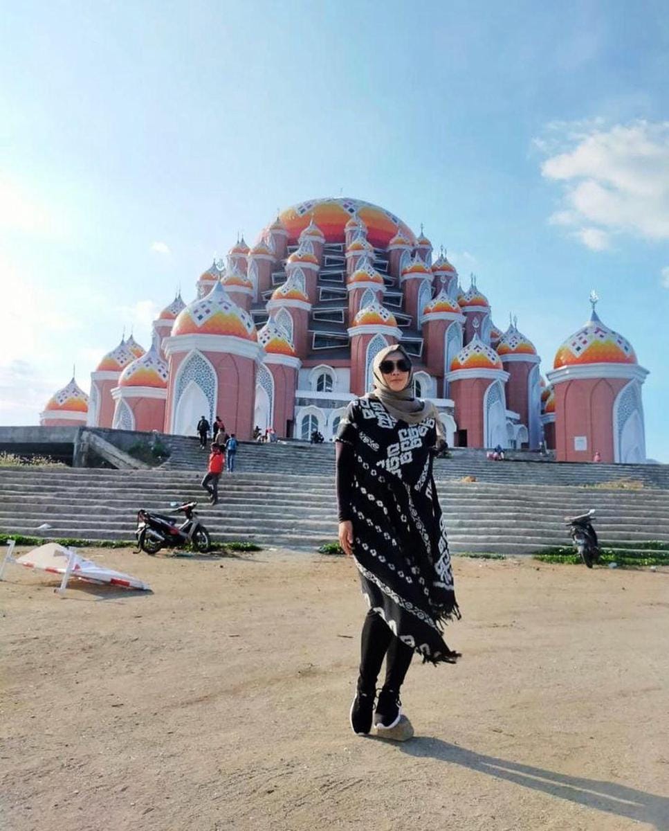 Instagram.com/rinagunawan74