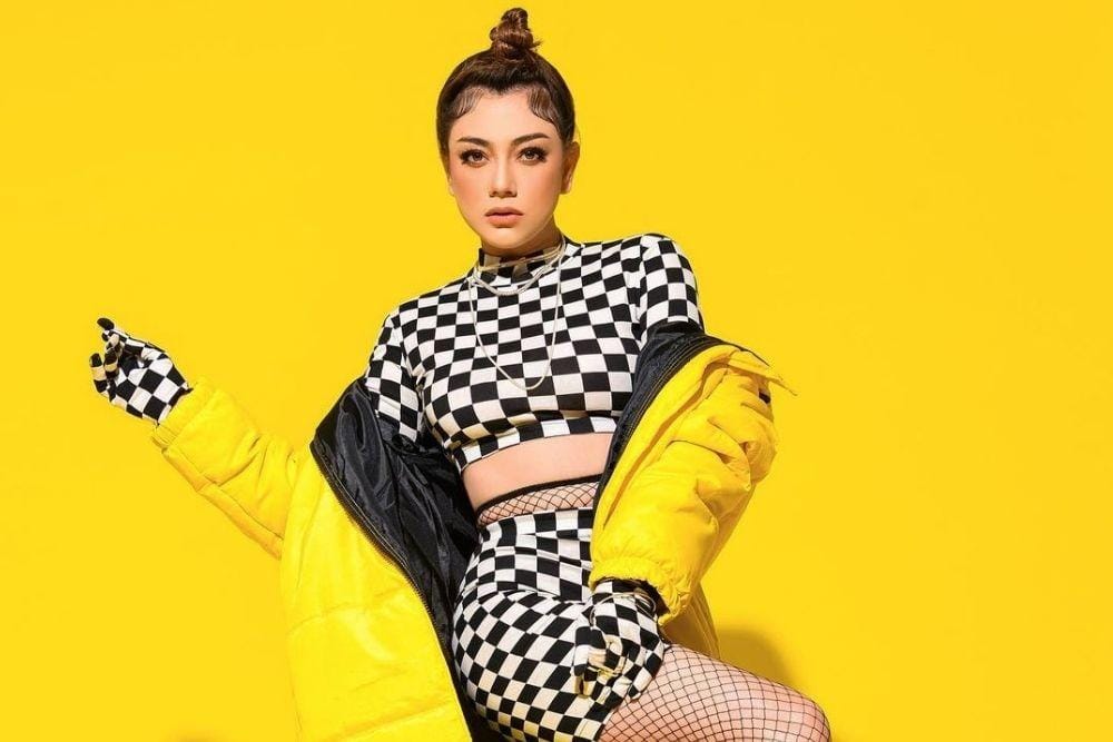 instagram.com/celine_evangelista
