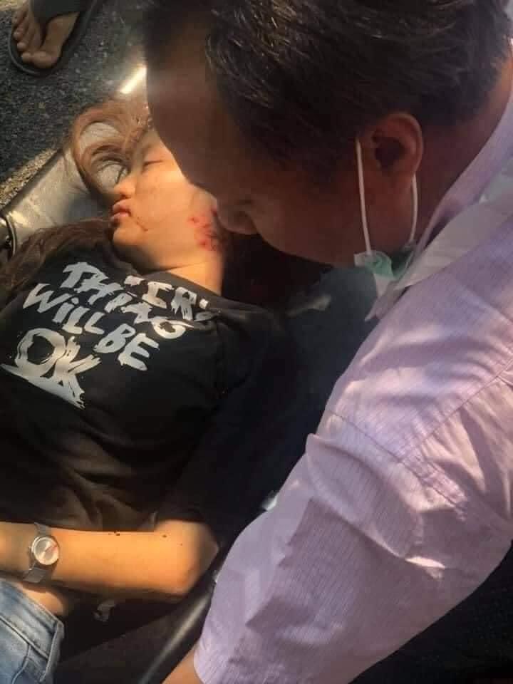 Twitter.com/AungNaingSoeAns