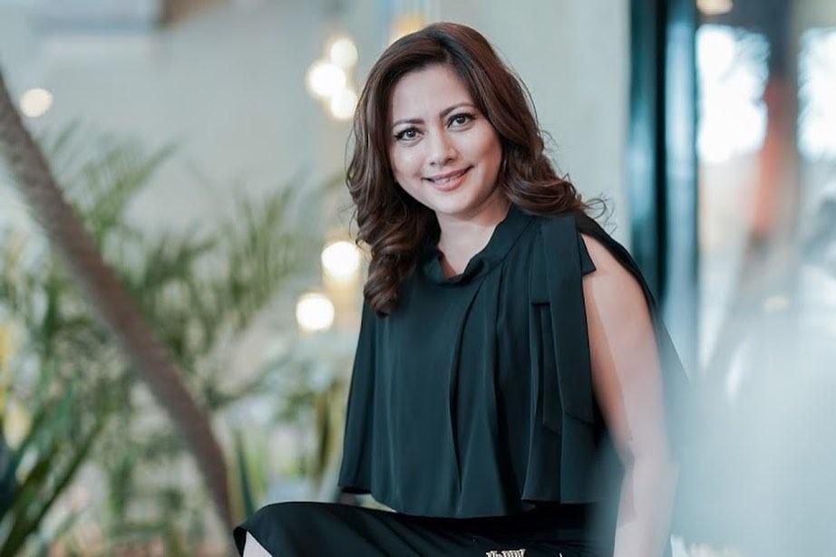 Gaya Artis Indonesia yang Jadi Istri Kedua, Sederhana hingga Glamor!