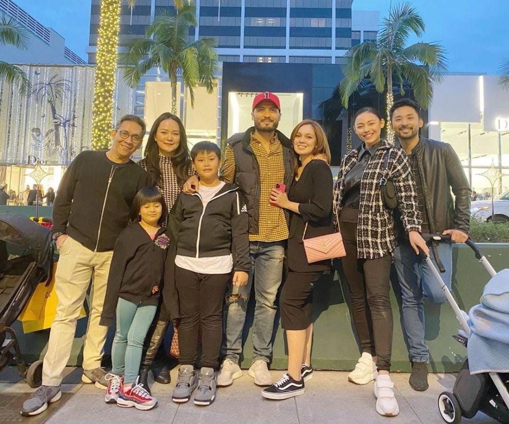 Instagram.com/whulandary