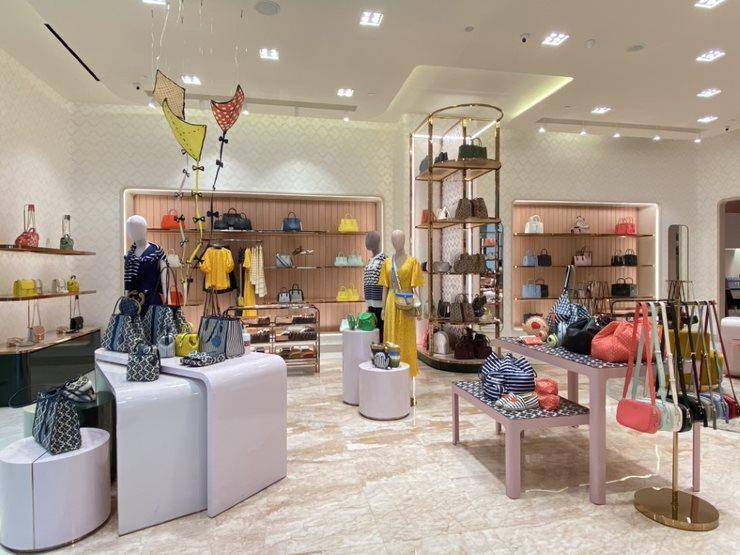 Dok. Kate Spade New York