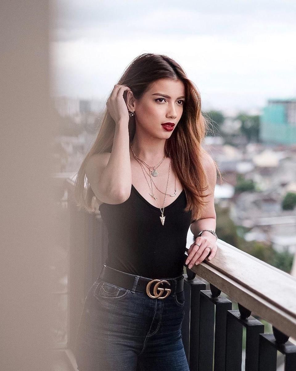 instagram.com/sabrinachairunnisa_