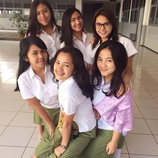 Instagram.com/Aurelie.hermansyah