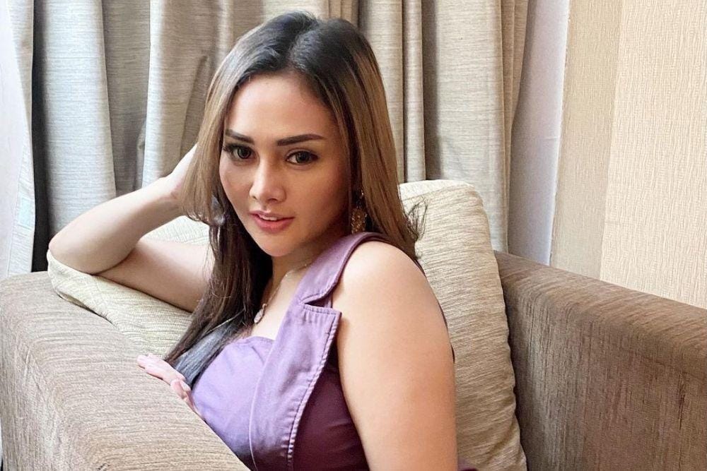 instagram.com/intanratnajuwitaa
