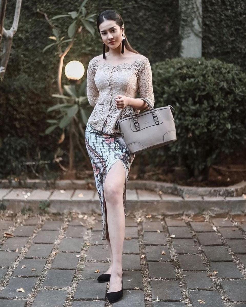 instagram.com/anyageraldine