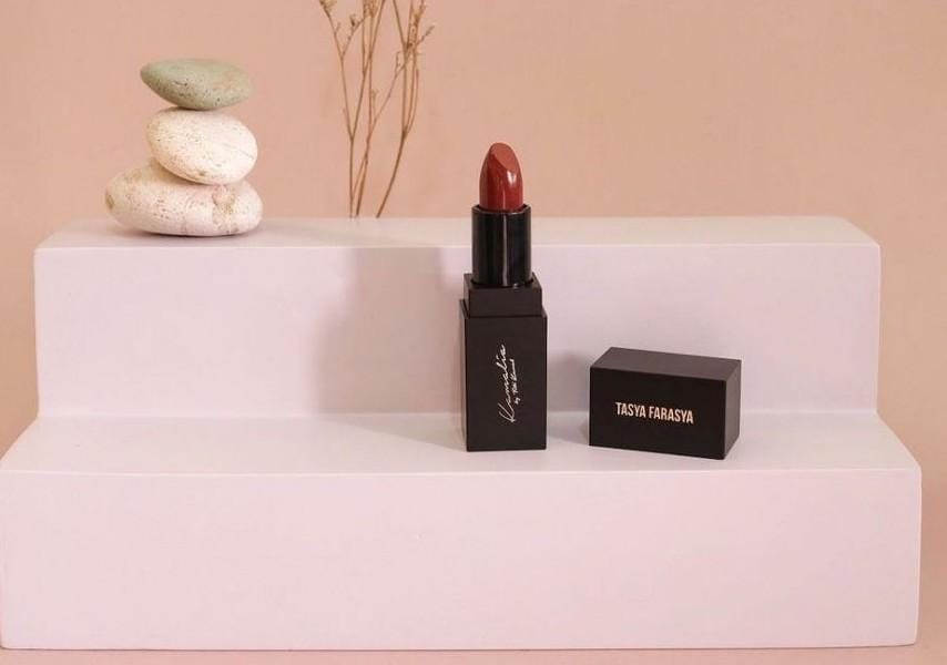 instagram/kamaliabeauty