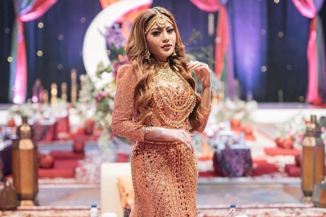 Gaya Aurel Hermansyah dan 6 Seleb Lainnya saat Gelar Henna Night