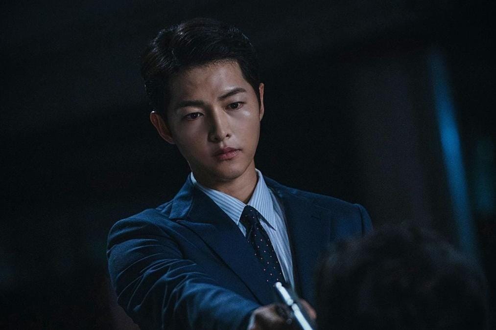 Cari Tahu Tentang Consigliere, Pekerjaan Song Joong Ki di ‘Vincenzo’