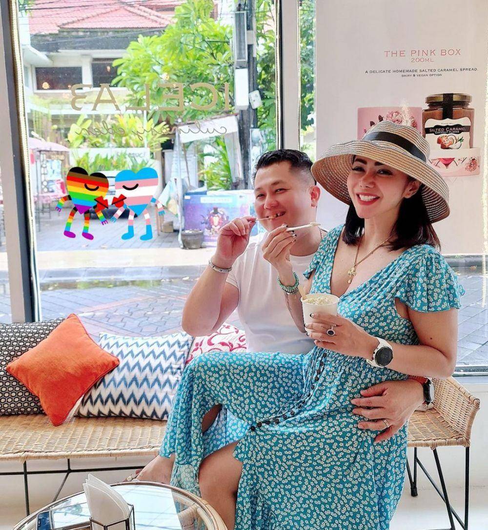 Instagram.com/femmypermatasari