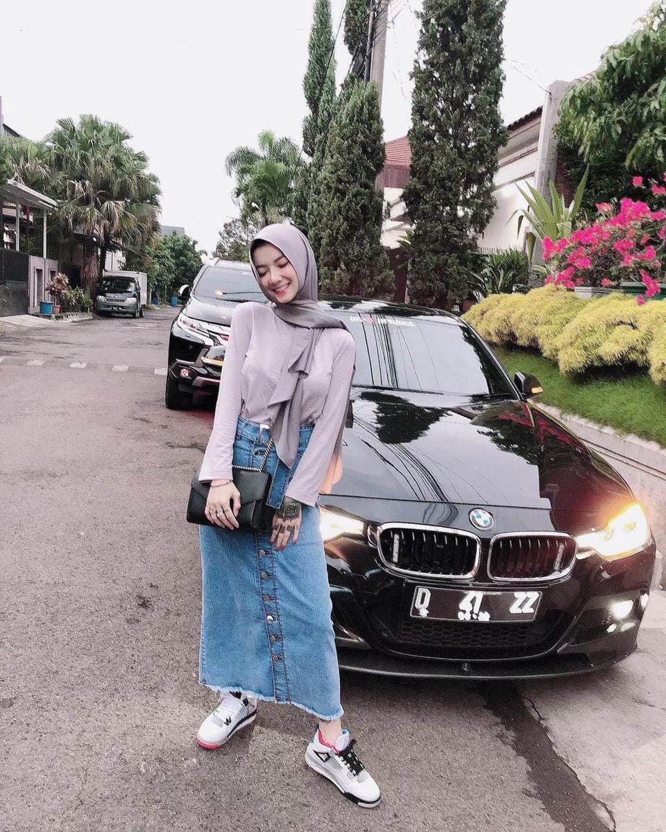 instagram.com/meylika.ryuki18