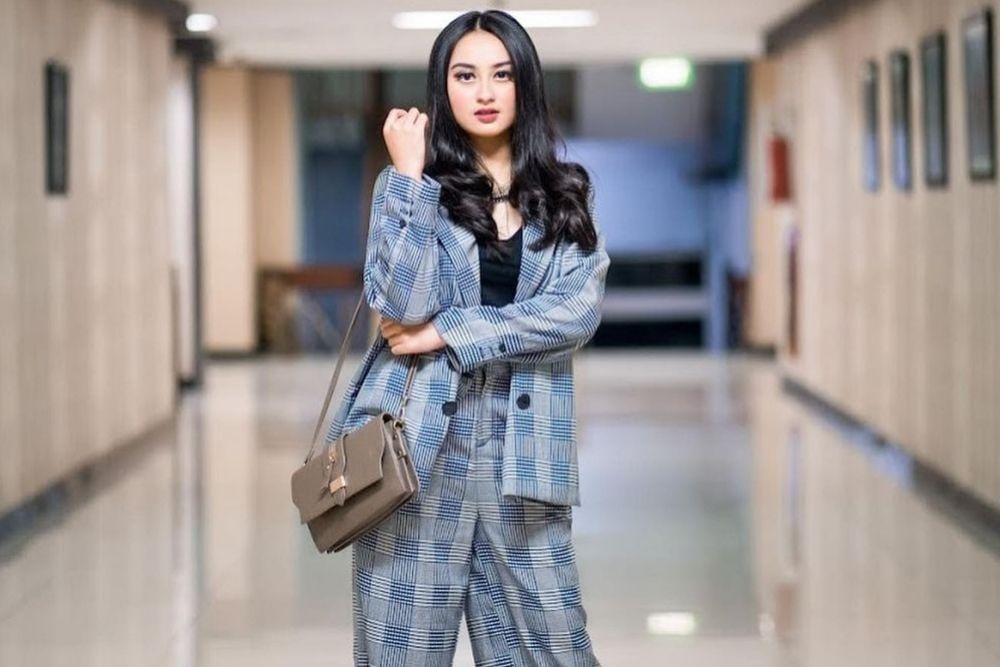instagram.com/memes_prameswari