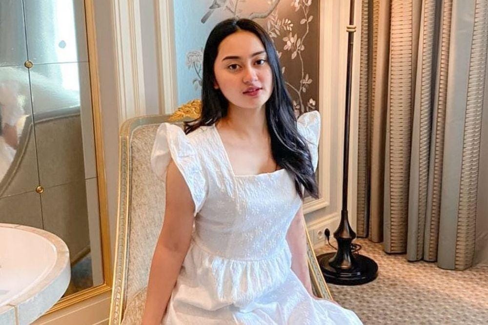 Memes Prameswari, Sinden yang Dikabarkan Dekat dengan Billy Syahputra