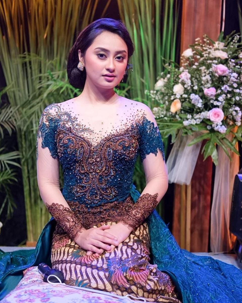 Instagram.com/memes_prameswari