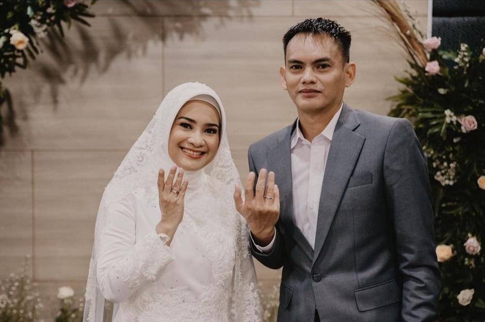 Instagram.com/ikkenurjanah0518