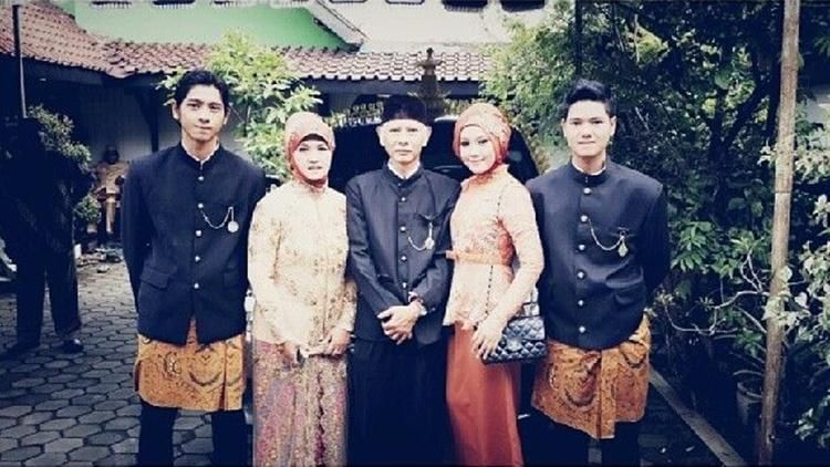 Instagram.com/pramesti.pramaiswara