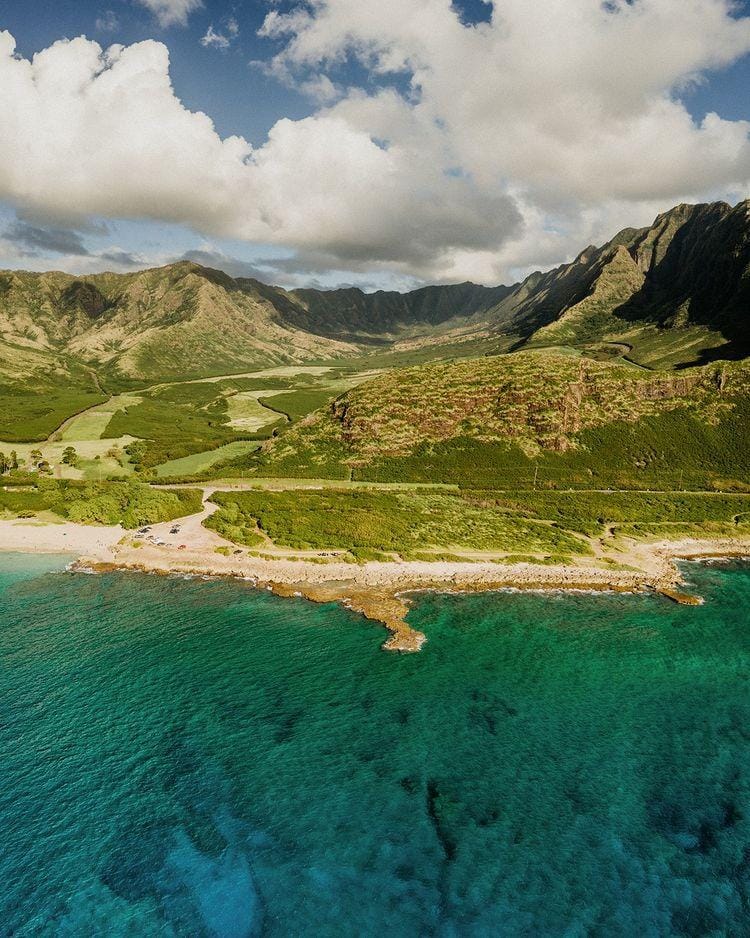 instagram.com/ _mishamartin