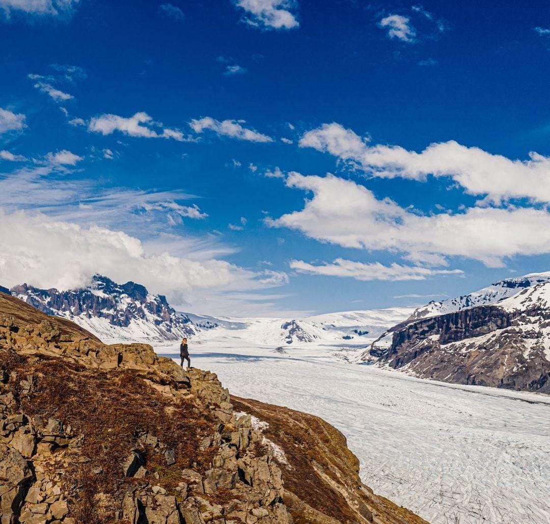 instagram.com/ _mishamartin