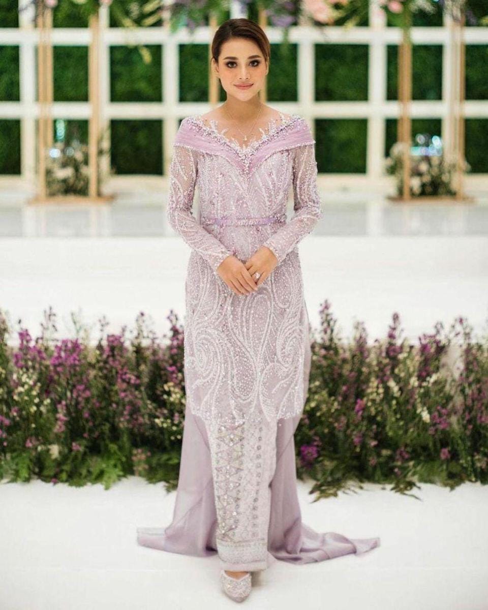instagram.com/aurelie.hermansyah
