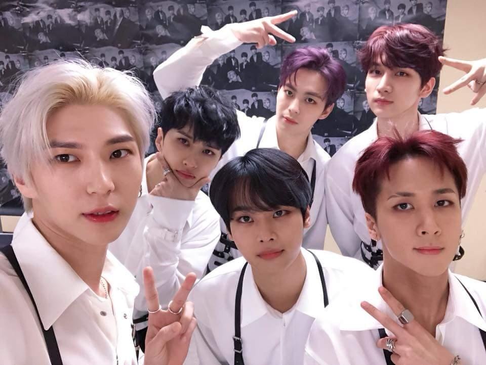 hellokpop.com