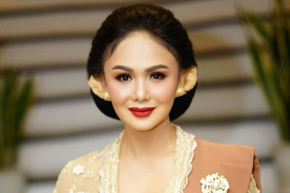 instagram.com/yunishara36