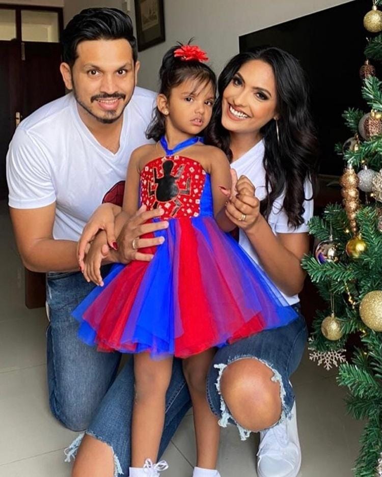 Instagram.com/caroline_jurie_official