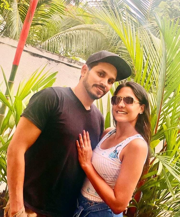 Instagram.com/caroline_jurie_official