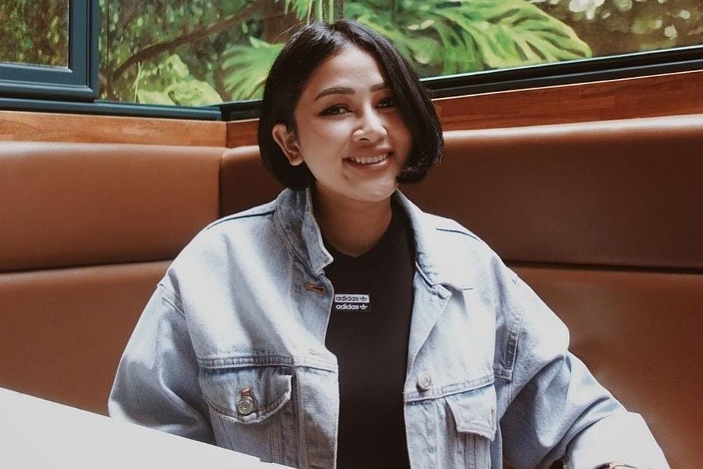 Gaya Terkini Mutia Ayu Setelah Setahun Meninggalnya Glenn Fredly